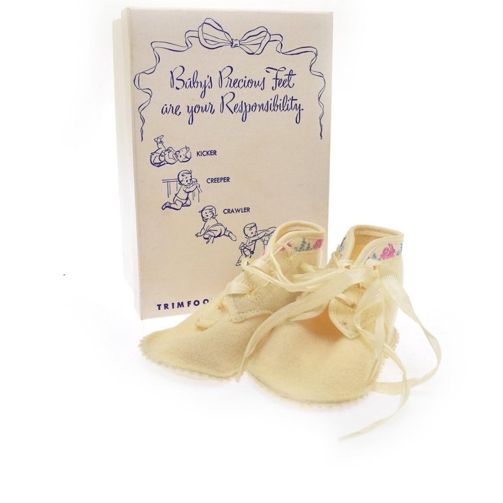 Vintage Trimfoot Baby Deer Shoes Wool In Original Box White 1960's Size 1
